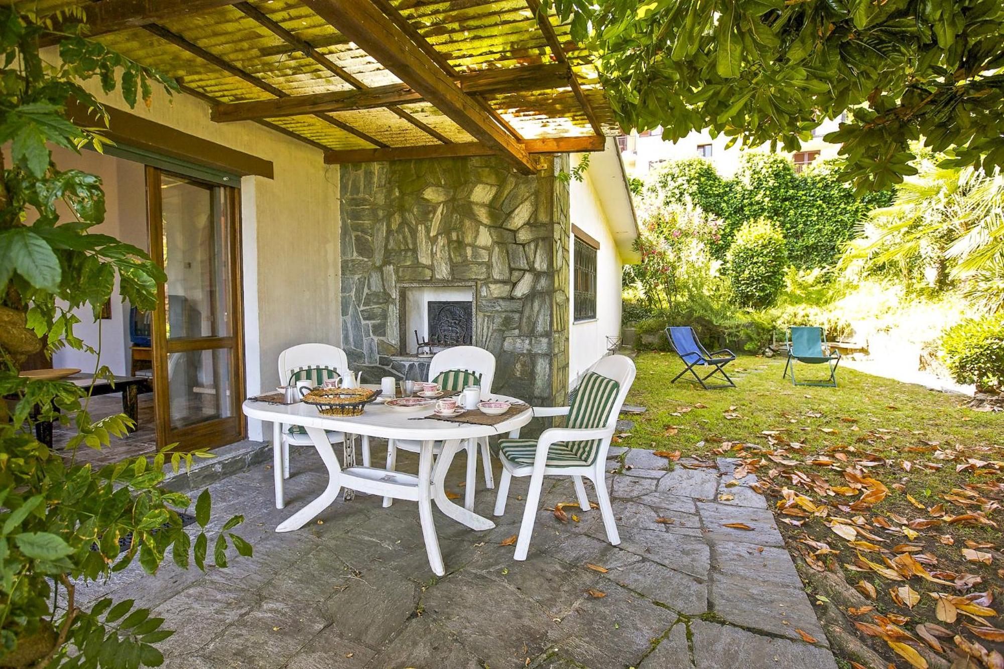 Casa La Campanella Villa Germignaga ภายนอก รูปภาพ