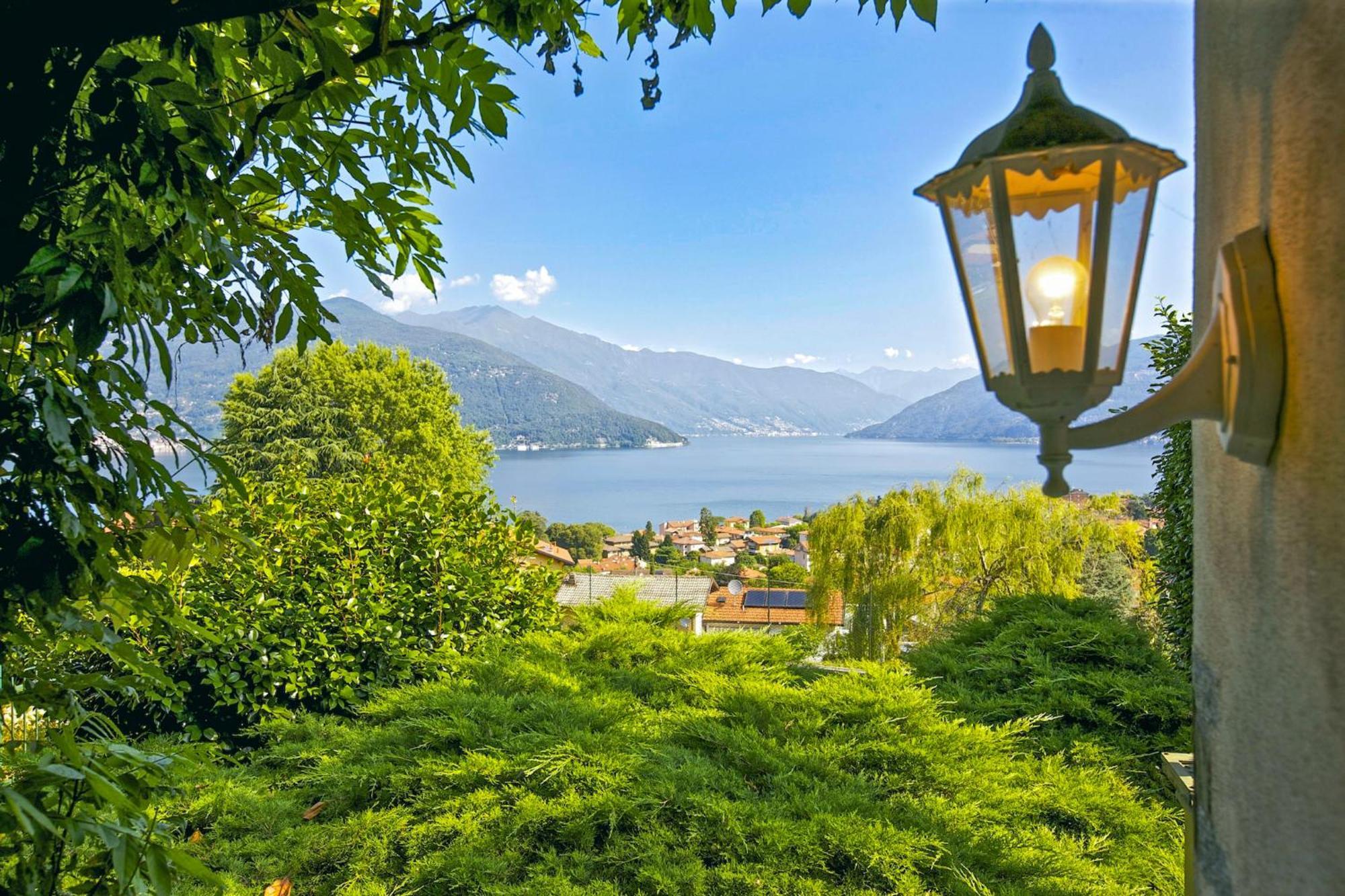 Casa La Campanella Villa Germignaga ภายนอก รูปภาพ